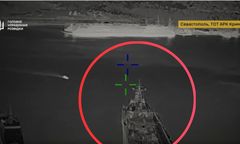 Rosyjskie okręty desantowe na celowniku. Spektakularna akcja Kijowa