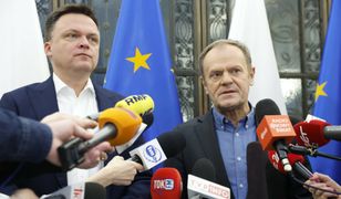 PiS zakłócał emocjonalne wystąpienie Tuska. Wkroczył Hołownia