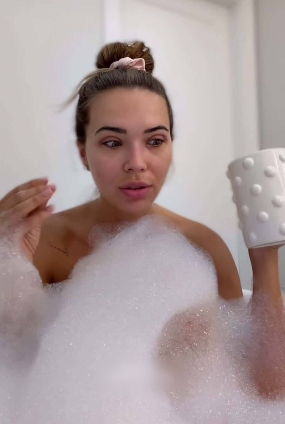 Sandra Kubicka nagrała się w wannie
