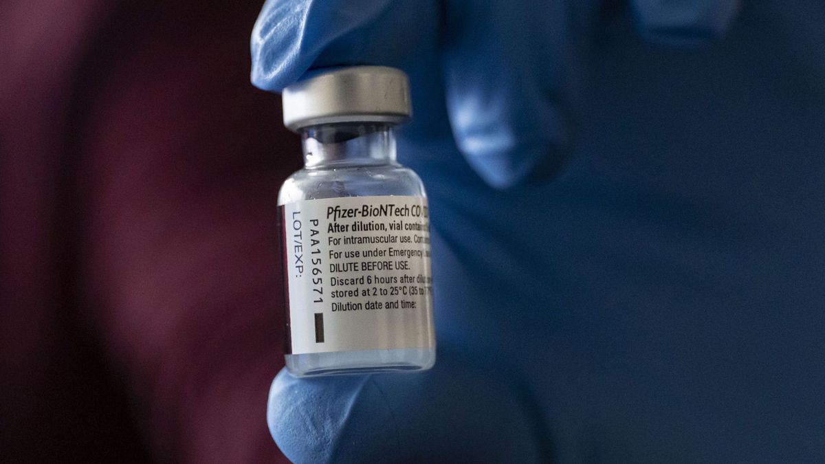 The Pfizer COVID-19 vaccine vial after being administered Thursday, Dec. 17, 2020, at Roseland Community Hospital on Chicago's Far South Side. (Brian Cassella/Chicago Tribune/Tribune News Service via Getty Images)