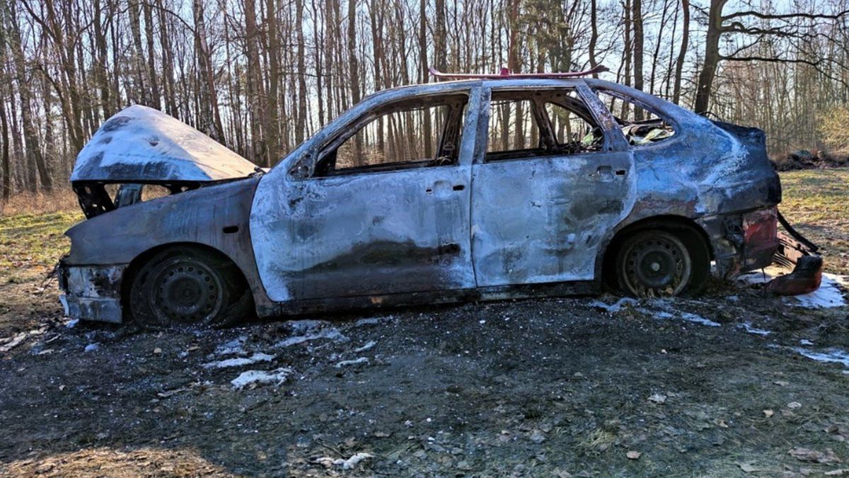 Seat doszczętnie spłonął