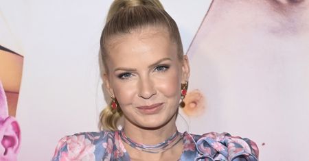 Córka Pazury już to ma. Mama przyłapała ją w samolocie