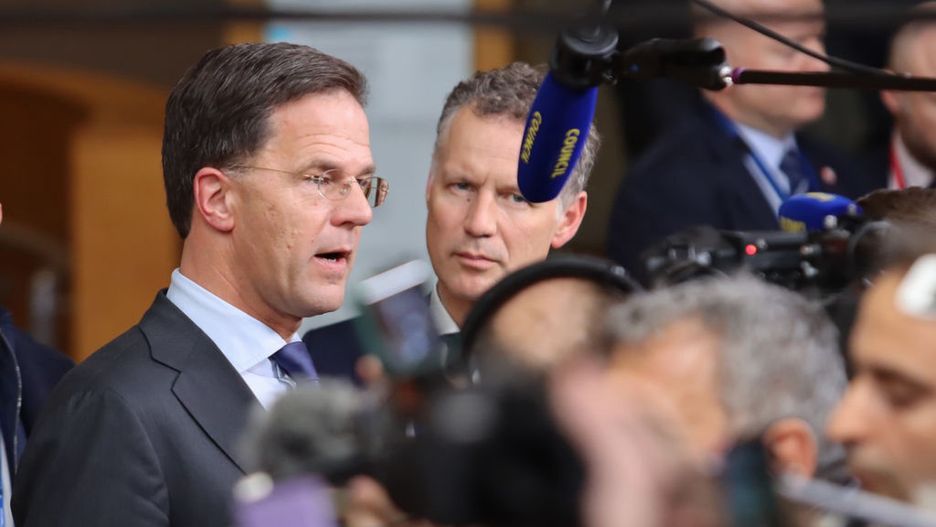 Mark Rutte, premier Holandii przez koronawirusa nie mógł pożegnać się ze swoją matką 