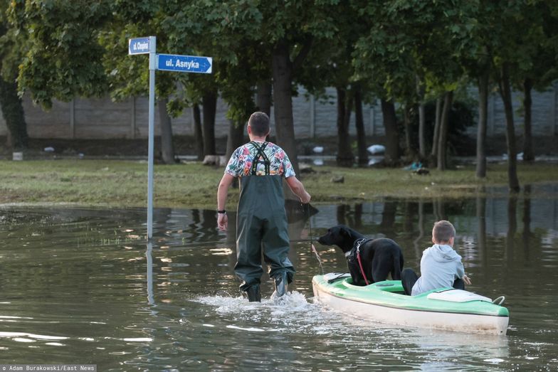 Powodzianie szykują pozew zbiorowy. "Ma udowodnić błędne decyzje"