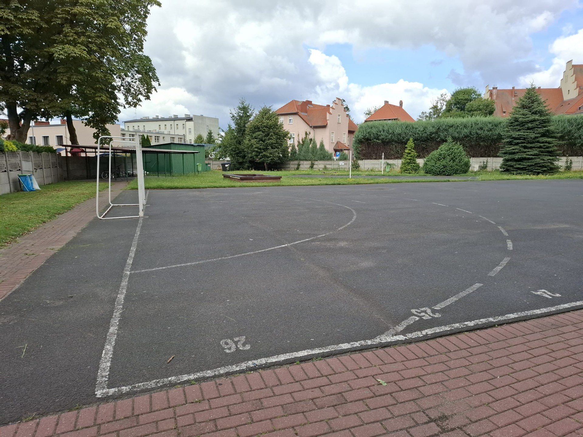 Społeczność Liceum Ogólnokształcącego im. Juliusza Słowackiego w Grodzisku Wielkopolskim zyska nowoczesną przestrzeń do uprawiania sportu