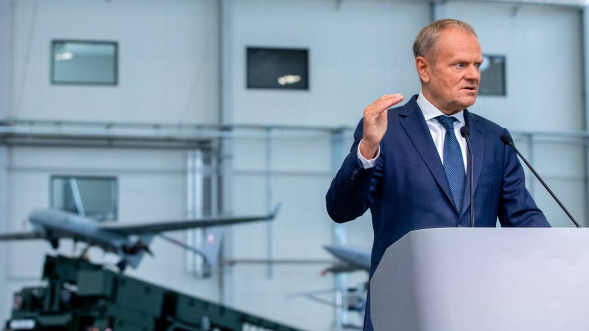 Premier Tusk na podpisaniu umowy na produkcję pocisków Barracuda