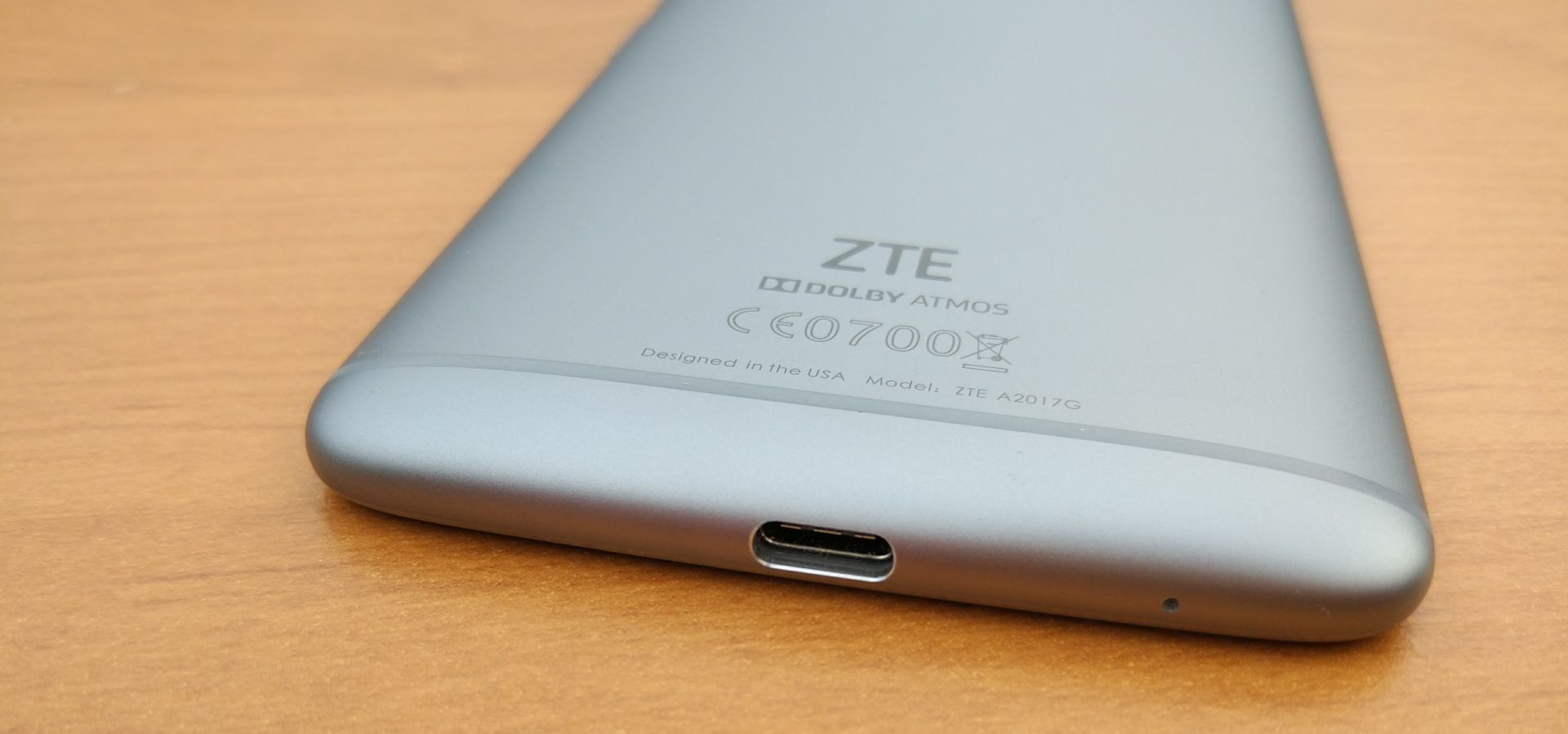 ZTE Axon 7
