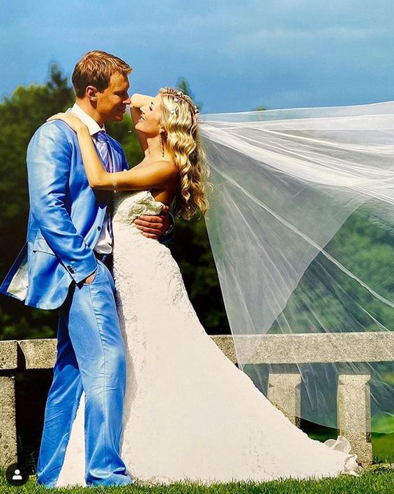 Izabella Łukomska-Pyżalska świętuje 15. rocznicę ślubu - zdjęcie w sukni ślubnej z Instagrama celebrytki