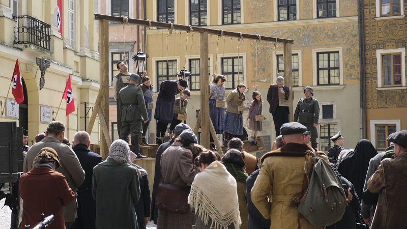 Zdjęcie z planu filmowego "Przysięga Ireny" na Starym Mieście w Lublinie