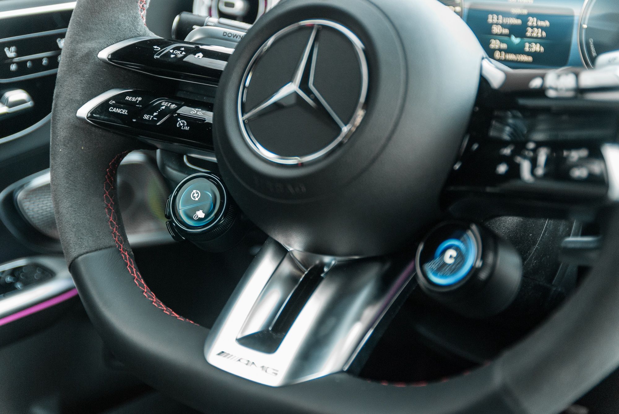 Mercedes-AMG C63 S E Performance