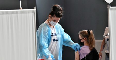 Szczepienie na COVID. Rusza rejestracja dla dzieci w wieku 12-15 lat