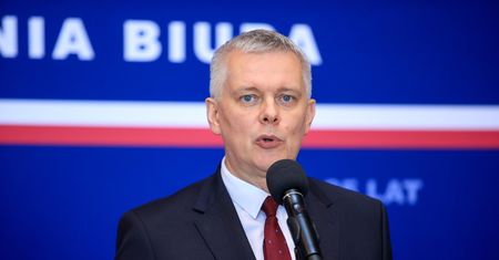 Awaria systemu zarządzania ruchem lotniczym. Siemoniak uruchomił działania służb