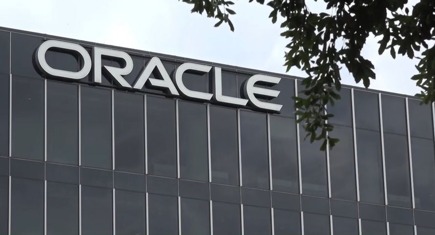 Gigantyczne zwolnienia u przyjaciela Trumpa. Powodem AI