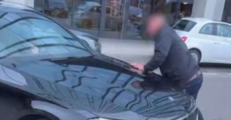 Sceny na dworcu w Warszawie. Nagranie obiega sieć