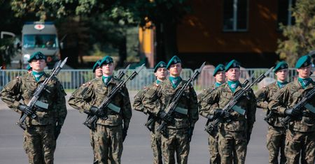 Wojsko zaprasza na wakacje. Płaci 6 tys. zł za 27 dni