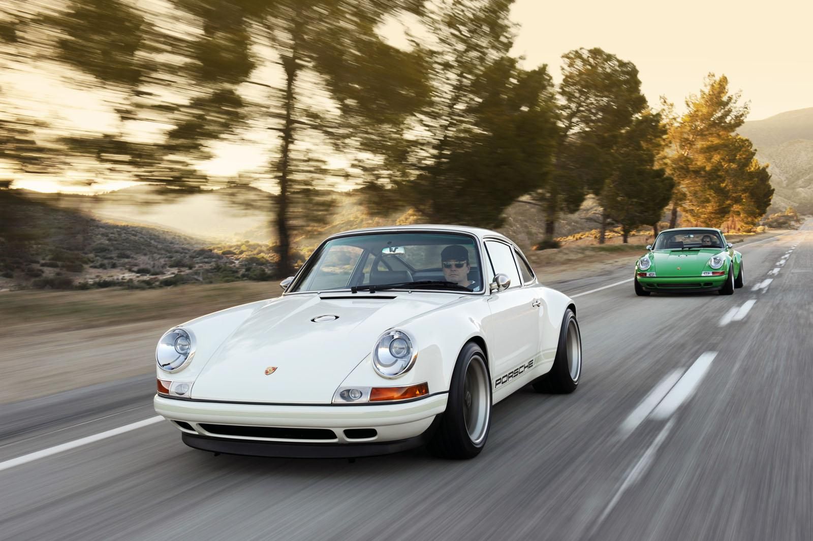 Singer Aria Cosworth Porsche 911