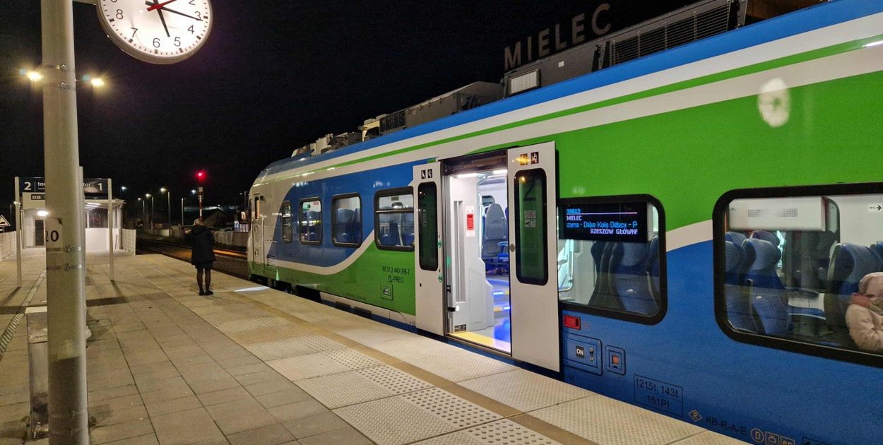 Mielec: Trzy minuty i mieszkańcy tracą kluczową przesiadkę do Krakowa