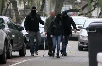 Gdańsk: "Łowca nastolatek" w areszcie do listopada. "Ryzyko jego ucieczki jest bardzo wysokie"