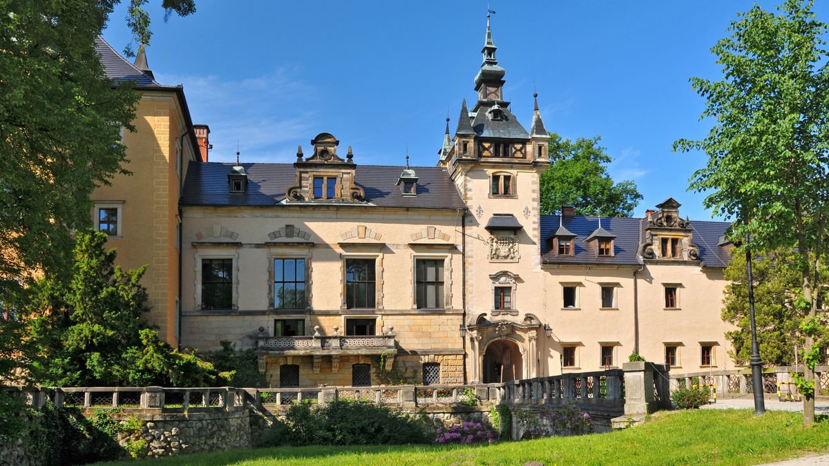 Zamek w Kliczkowie udało się ocalić przed zniszczeniem