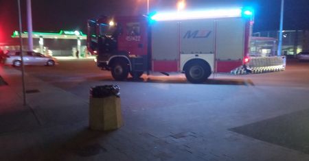 Alarm w Biedronce na Sandomierskiej