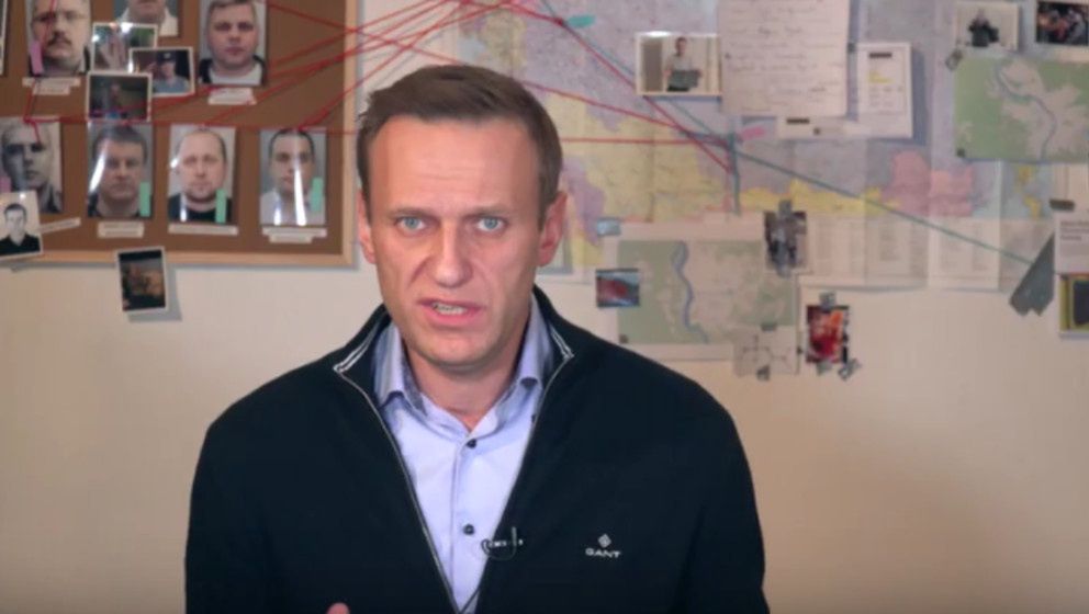Na kanale Youtube Nawalny opublikował półgodzinny film