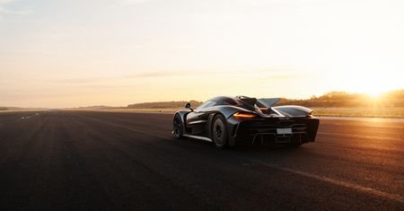 Koenigsegg Jesko Absolut odzyskał ważny rekord. V8 pokonało elektryka