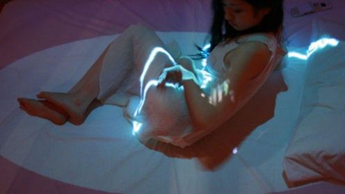 Dotknij mnie światłem gdy jesteś daleko 1