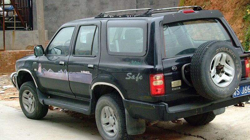 Niezniszczalny chiński SUV [wideo] 1