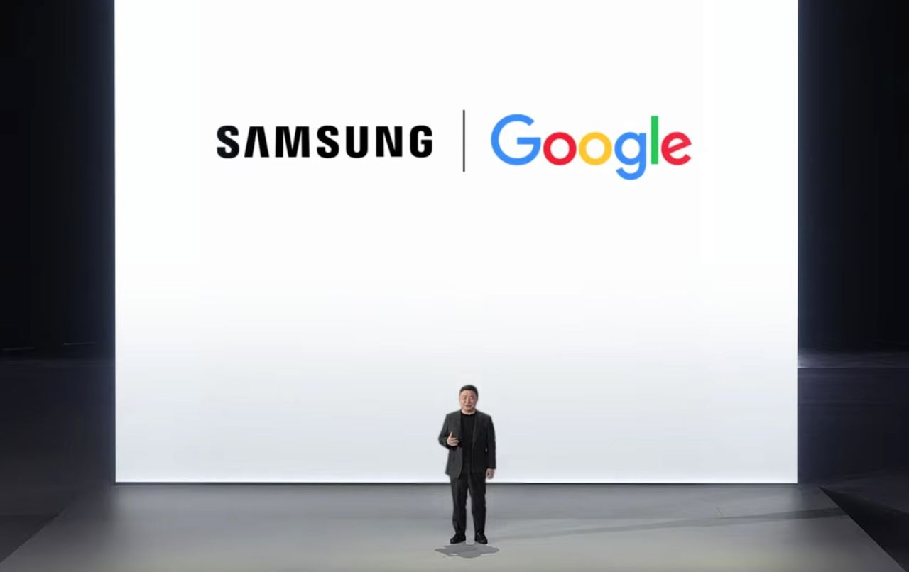 Tego jeszcze nie grali. Google dostosował wygląd swojej aplikacji do nakładki Samsunga