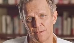 Popyt na AI pomaga marketingowi. Gigant podnosi prognozę