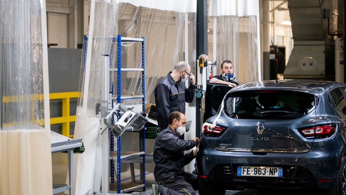 Działająca od września 2021 r. fabryka wyremontowała już ponad 1,5 tys. pojazdów.