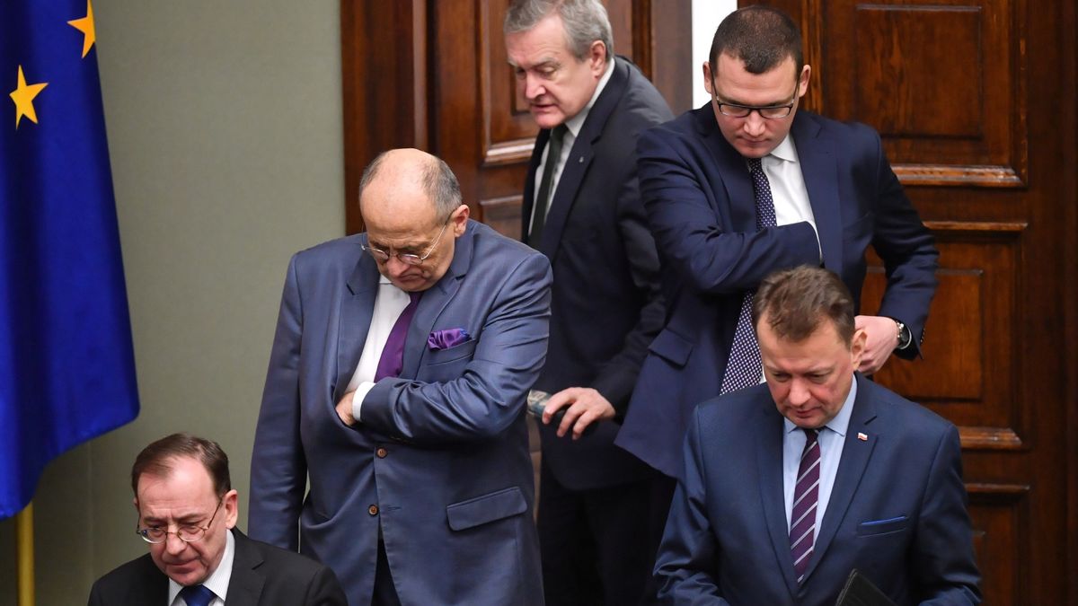 Rządowy projekt ustawy sankcyjnej jest w Sejmie. Tuż przed pierwszym czytaniem wniesiono autopoprawkę, która znacznie rozszerza jej zakres