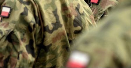 CBA zatrzymało dwóch przedsiębiorców podejrzanych o oszustwo przy dostawach dla wojska
