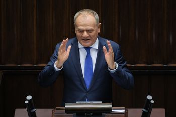 Tusk do posłów opozycji: Wszyscy jesteście trochę dziwni