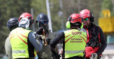 Zawaliła się jaskinia w Małopolsce. Uwięziony grotołaz uratowany