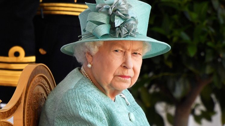 Królowa Elżbieta nie wygłosi mowy tronowej 