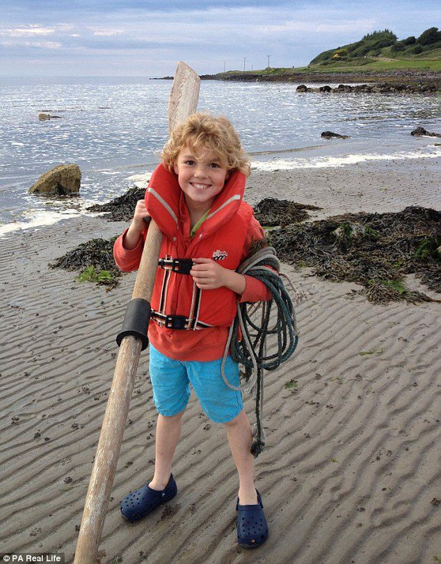 Cameron, jako zdrowy chłopiec / DailyMail