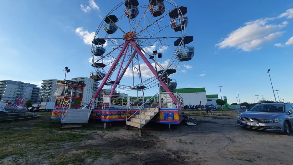 Przerażające wesołe miasteczko. Nie chciała puścić dzieci na karuzelę