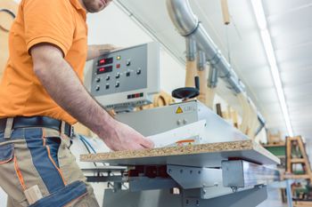 "Gospodarczy wstrząs". Upadek dwóch dużych zakładów w Jeleniej Górze