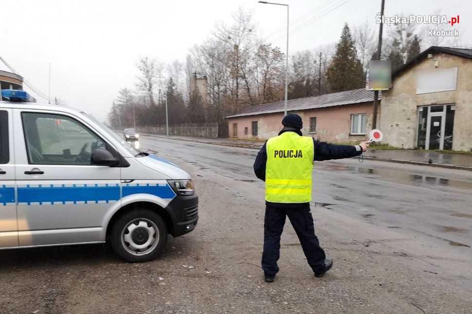 Policjanci zatrzymali pijanego mężczyznę