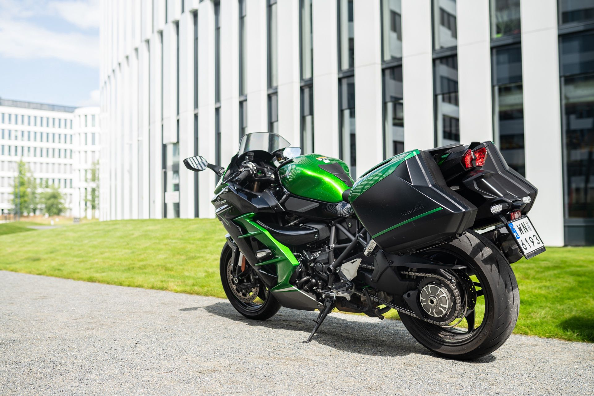 Kawasaki Ninja H2 SX