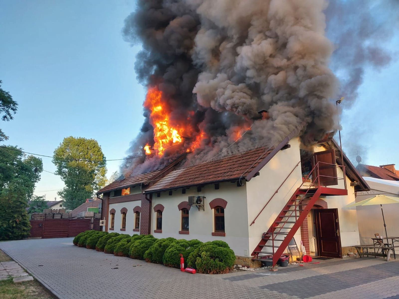 Pożar domu weselnego