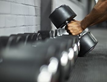 Bas niezgody. Spór mieszkańców apartamentowców z klubem fitness
