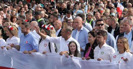 Marsz Miliona Serc. Tłumy na ulicach Warszawy