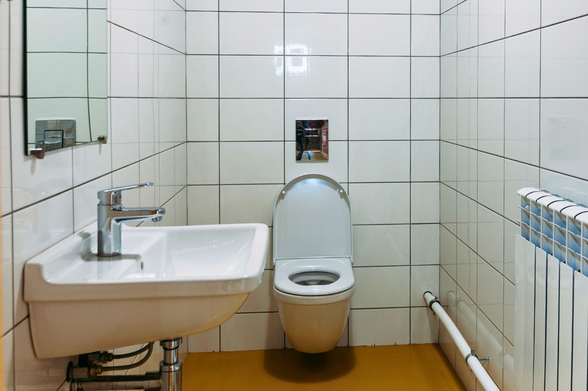 Szokujące doniesienia. Dostępu do łazienki nie ma ponad 2 mln Polaków. Najgorzej jest w jednym regionie
