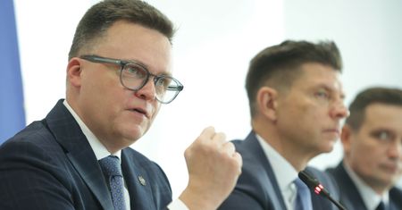 Są gotowi zablokować budżet Polski? Klarowny sygnał Hołowni