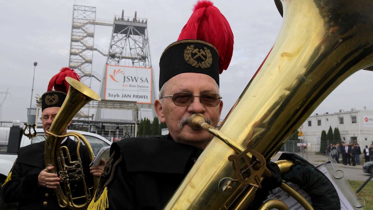 otwarcie kopalni Jastrz�bie Zdr�j, 25.09.2019. Oficjalne otwarcie, 25 bm., nowej kopalni Bzie-D�bina nale�acej do Jastrz�bskiej Sp�ki W�glowej. (dg/pkus) PAP/Dominik GajdaDominik GajdaBzie-D�bina, g�rnictwo, Jastrz�bska Sp�ka W�glowa, JSW, Kopalnia, KWK, nowa kopalnia, orkiestra g�rnicza, otwarcie, otwarcie kopalni, przemys�, przemys� wydobywczy, w�giel, w�gla kamiennego, w�glowa, wydobywczy