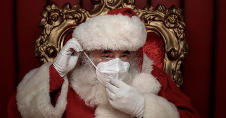 Boże Narodzenie. Bruncz: "Pandemia przeorała religię. Tym ważniejsze jest wyprostowanie głowy i poszukiwanie wiary" [OPINIA]