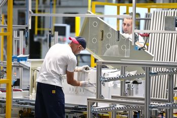 Biskupice Podgórne: Zwolnienia w LG Electronics. Pracownicy obawiają się... dyscyplinarek