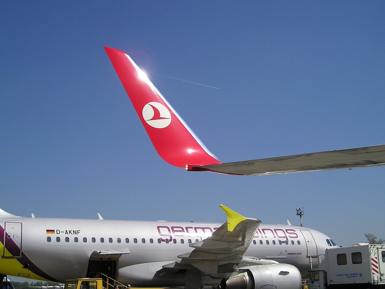 Winglet at the end of the wing of a Boeing 737-800